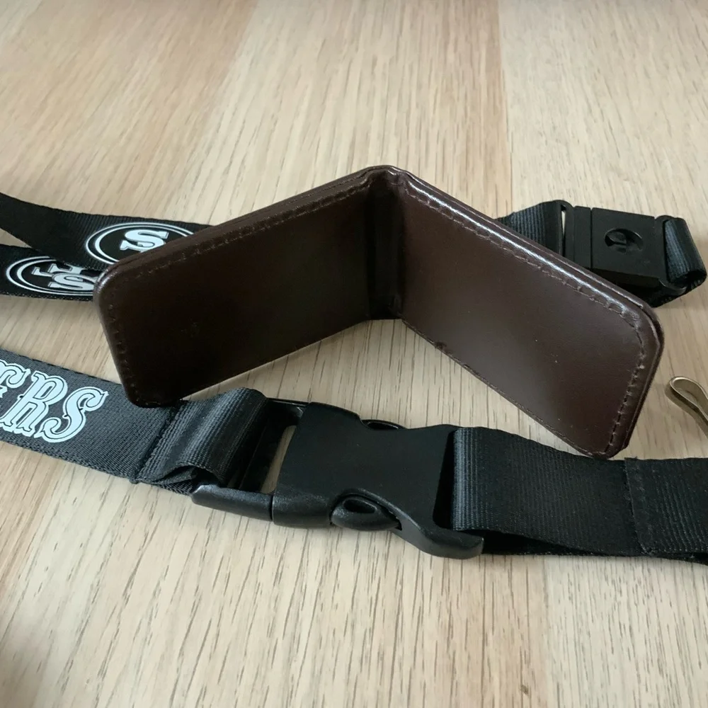 49ers Black Lanyard and Brown Card Holder Set